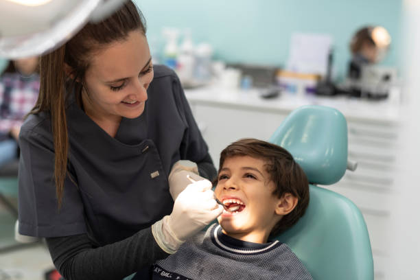 Best Emergency Tooth Extraction in Rosemont, IL